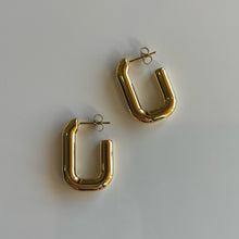 Load image into Gallery viewer, Nadia Hoops | 18k Gold Plated

