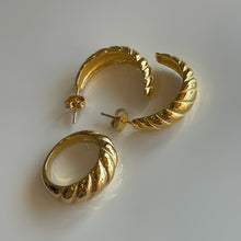 Load image into Gallery viewer, Paris Hoops | 18k Gold Plated
