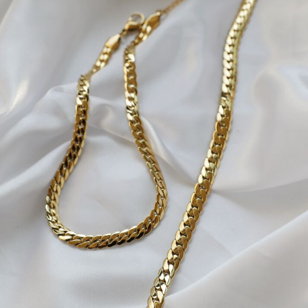 Eve Flat Curb Chain | 18k Gold Plated