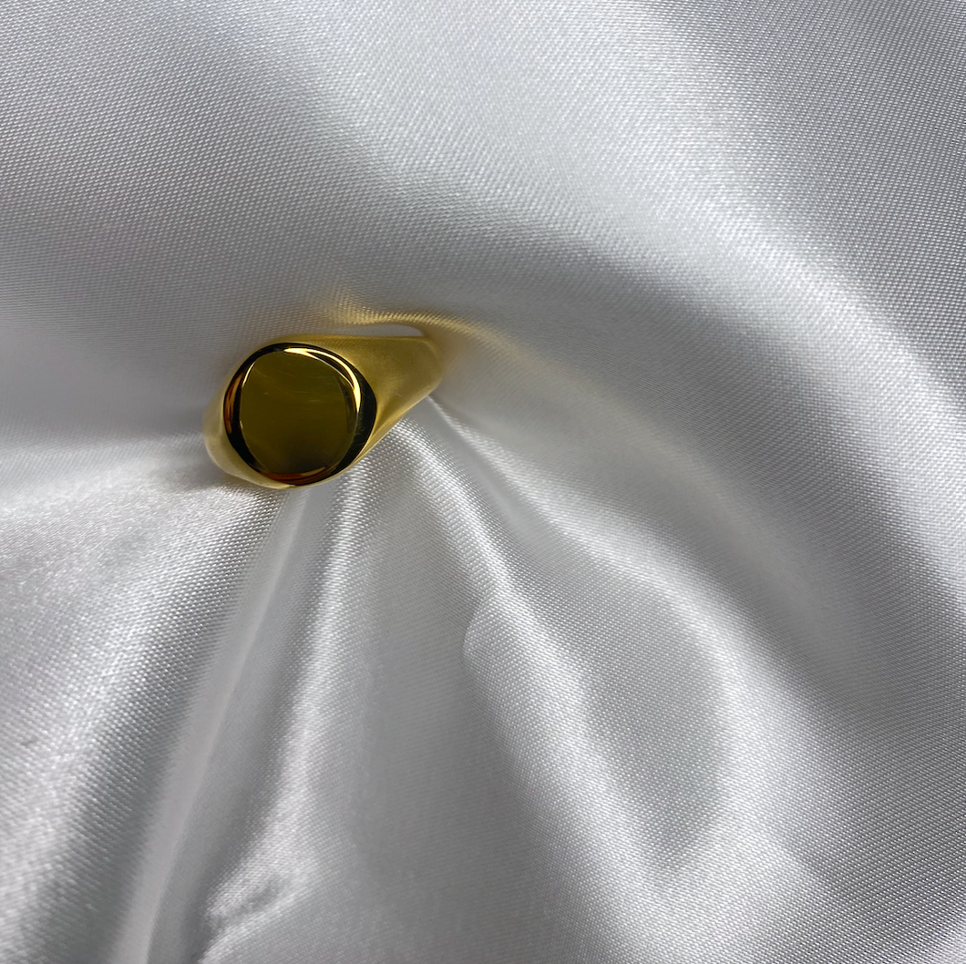 Dolce Signet Ring | 18k Gold Plated